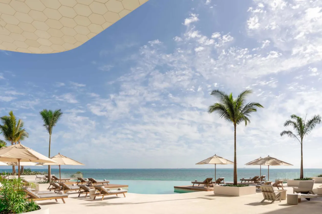 SHA Mexico infinity pool